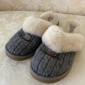 UGG Cozy Slipper [SIZE 9] Heather Grey SN 1865